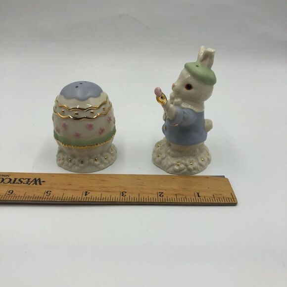Lenox Occasions Easter Bunny and Egg Salt and Pepper Shaker Set Seasonal Decor - Picture 11 of 12